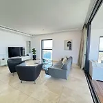 Skyhigh Park View Living Apartment