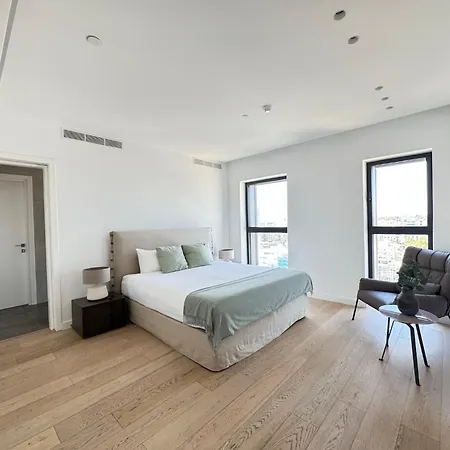 דירה Skyhigh Park View Living *