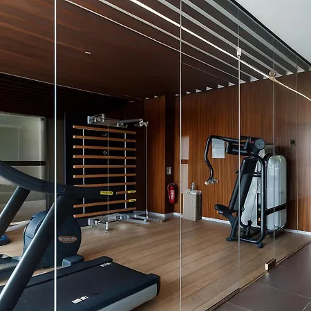 Skyhigh Park View Living 公寓 *